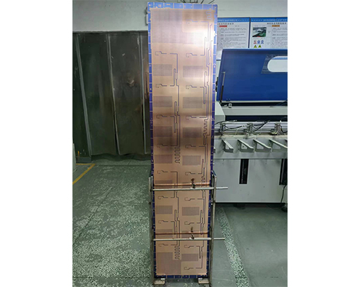 Ultra long antenna base station circuit board