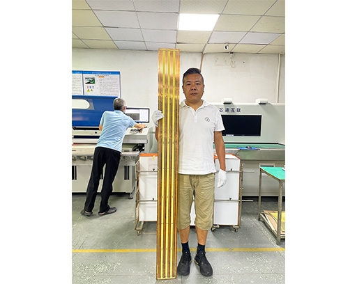 Foreign trade orders with a circuit board exceeding 2 meters in length